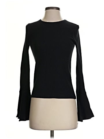 Trafaluc by Zara Long Sleeve T-Shirt (view 1)