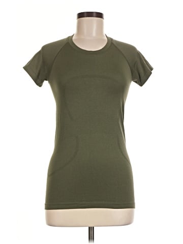 Lululemon Athletica Short Sleeve T-Shirt (view 1)