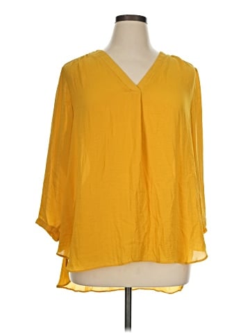 a.n.a. A New Approach 3/4 Sleeve Blouse (view 1)