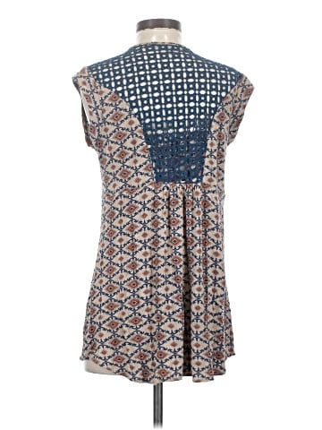 Daniel Rainn Short Sleeve Blouse (view 2)