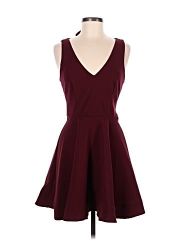 B. Smart Cocktail Dress (view 1)