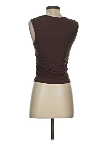 Levi's Sleeveless T-Shirt (view 2)