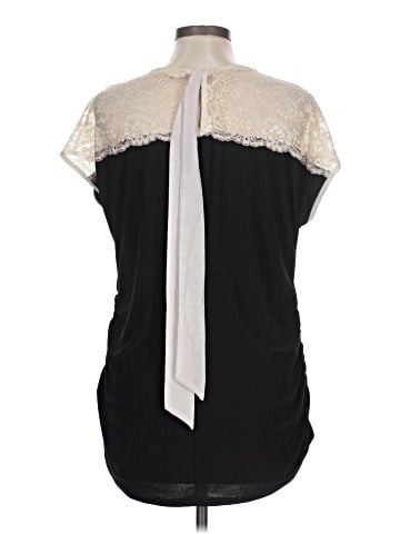 Monteau Short Sleeve Top (view 2)