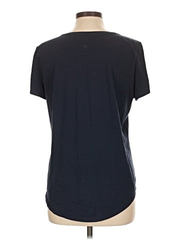 Lululemon Athletica Short Sleeve T-Shirt (view 2)