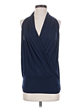 Amour Vert Sleeveless Blouse