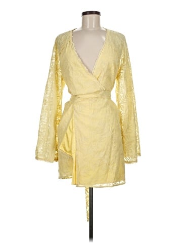 Abercrombie & Fitch Casual Dress (view 1)