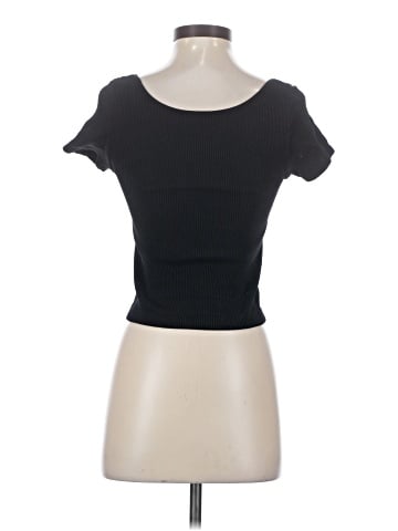Uniqlo Short Sleeve Top (view 2)