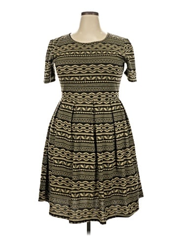 Lularoe Casual Dress (view 1)