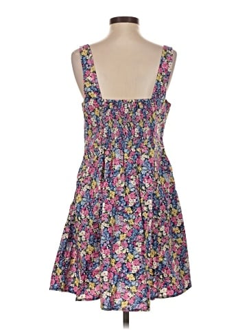 Old Navy Casual Dress (view 2)