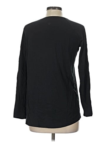 Lululemon Athletica 3/4 Sleeve T-Shirt (view 2)