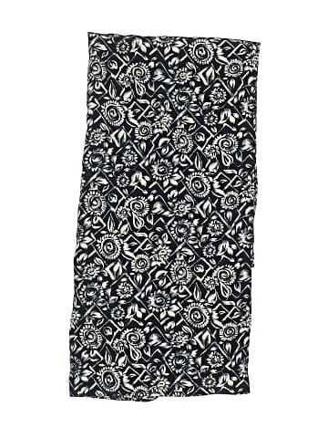 Unbranded Scarf (view 2)