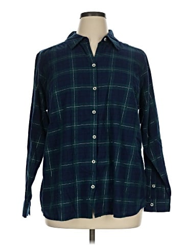 Croft & Barrow Long Sleeve Button-Down Shirt (view 1)