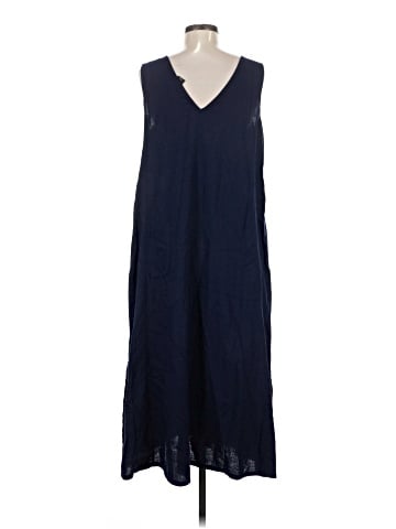 Tahari Casual Dress (view 2)
