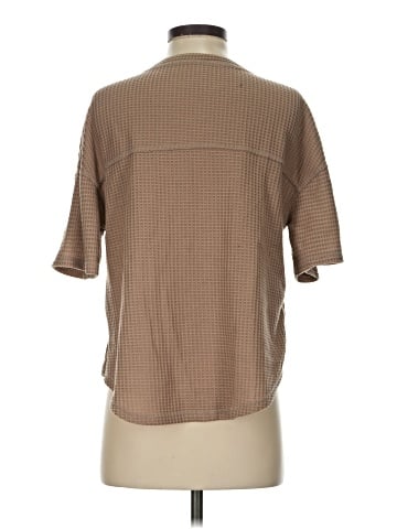 Unbranded 3/4 Sleeve T-Shirt (view 2)