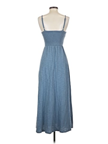 Old Navy Casual Dress (view 2)
