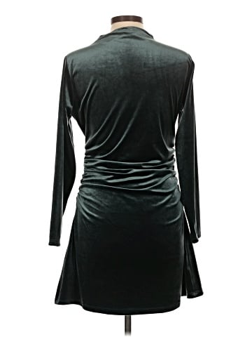 Abercrombie & Fitch Casual Dress (view 2)