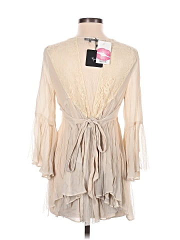 Ryu 3/4 Sleeve Blouse (view 2)