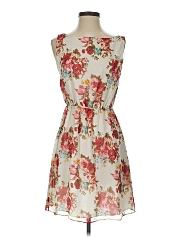 Alice + Olivia Casual Dress (view 1)