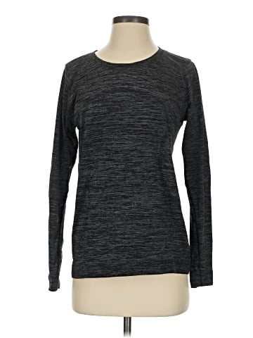Lululemon Athletica Long Sleeve T-Shirt (view 1)