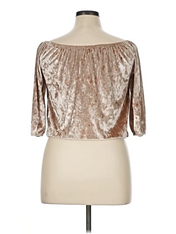 Hollister 3/4 Sleeve Top (view 2)