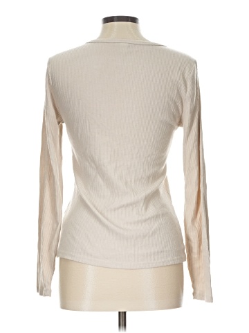 Old Navy Long Sleeve T-Shirt (view 2)