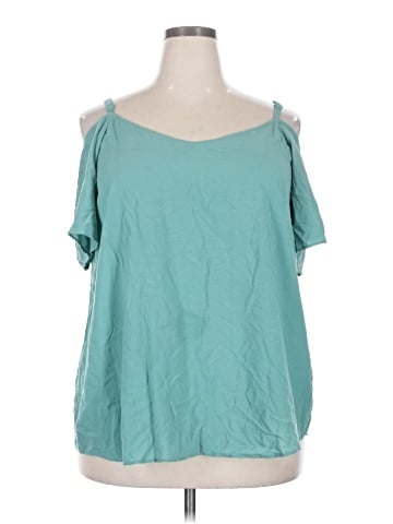 Torrid Short Sleeve T-Shirt (view 1)