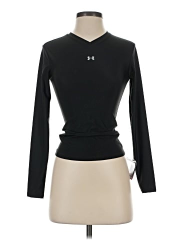 Under Armour Long Sleeve T-Shirt (view 1)