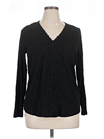 Maurices Long Sleeve T-Shirt (view 1)