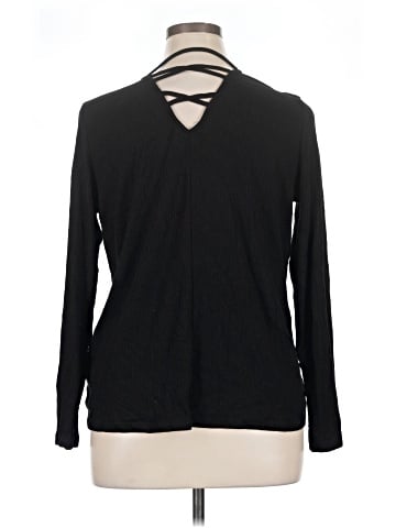 Maurices Long Sleeve T-Shirt (view 2)