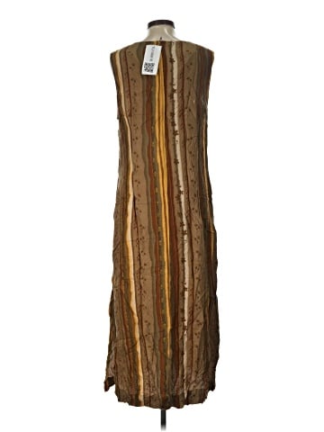 Betsy Lauren Casual Dress (view 2)