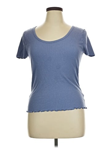 Gap Short Sleeve T-Shirt (view 1)