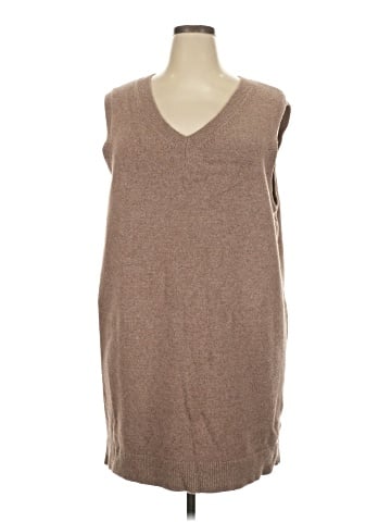 Old Navy Casual Dress (view 1)
