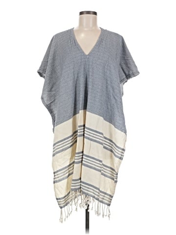 Tribe Alive Poncho (view 1)