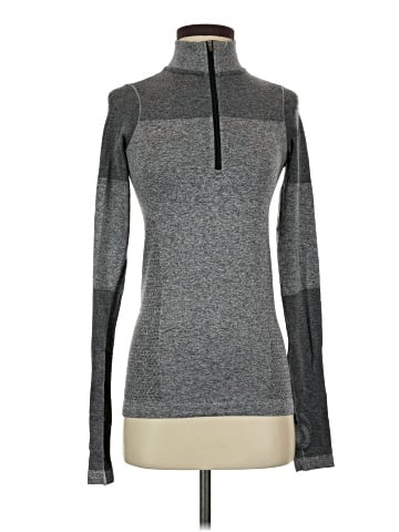 Nike Long Sleeve T-Shirt (view 1)