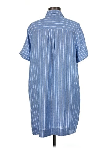 Old Navy Casual Dress (view 2)