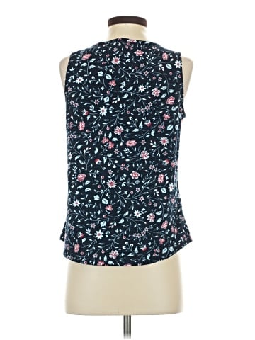 St. John's Bay Tank Top (view 2)