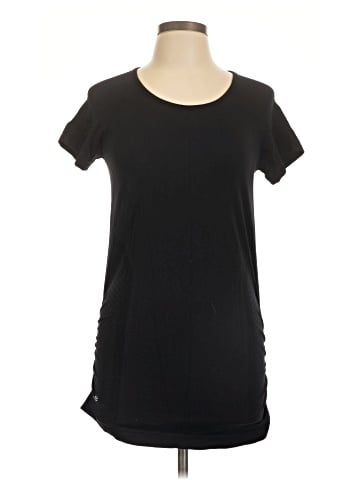 Athleta Short Sleeve T-Shirt (view 1)