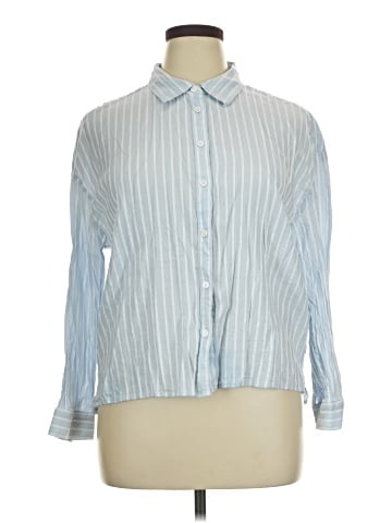 Levi's Long Sleeve Button-Down Shirt (view 1)