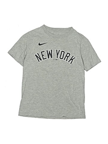 Nike Short Sleeve T-Shirt (view 1)
