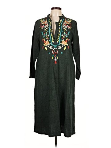 Unbranded Casual Dress (view 1)