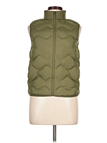 Uniqlo Vest (view 1)