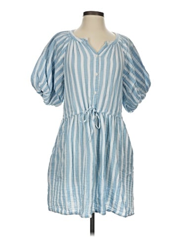Old Navy Casual Dress (view 1)