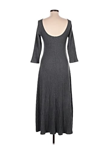Old Navy Casual Dress (view 2)