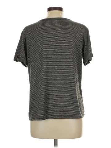 American Eagle Outfitters Short Sleeve T-Shirt (view 2)