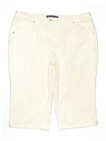 Gloria Vanderbilt Khaki Shorts (view 1)