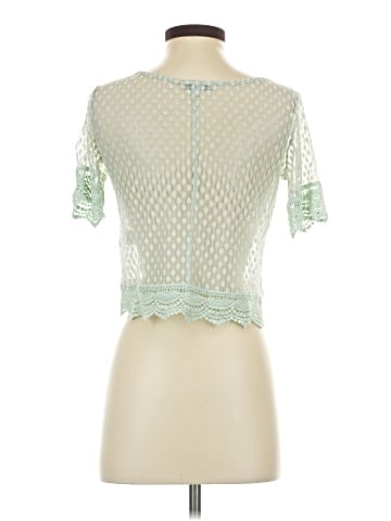 Charlotte Russe Short Sleeve Top (view 2)