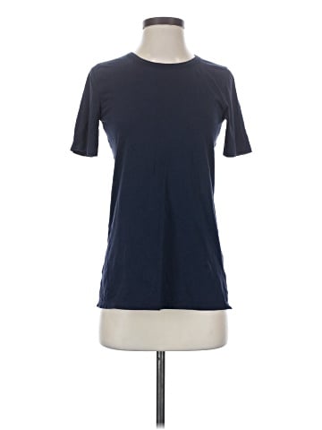 Lululemon Athletica Short Sleeve T-Shirt (view 1)