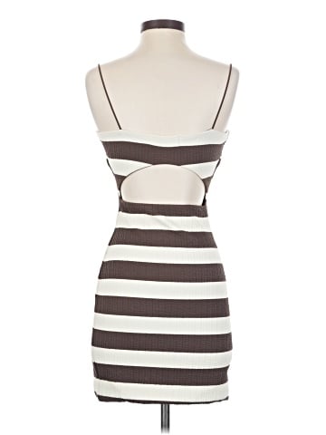Juliana's Casual Dress (view 2)