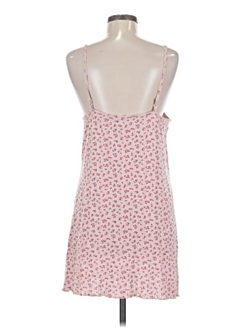 Old Navy Casual Dress (view 2)