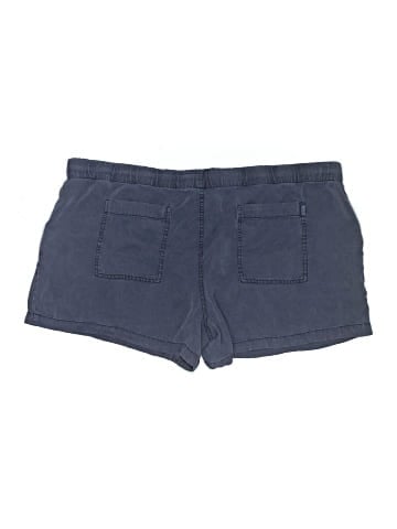 Gap Shorts (view 2)